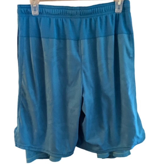 Umbro shorts. Size extra large 16-18 youth. Lined. - Picture 2 of 10